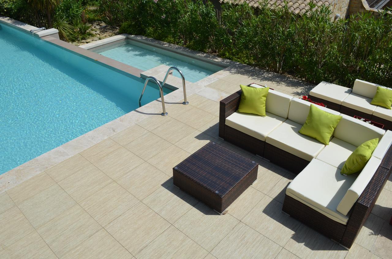 Ancie Hotel Grimaud Exterior photo